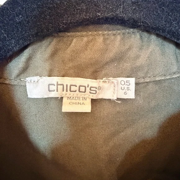 Chicos military fringe edge button down green S - Picture 3 of 4